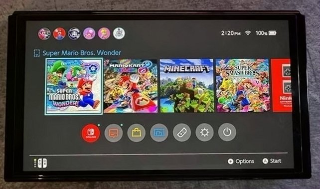 Nintendo Switch OLED Bundle 64GB White Used image 5