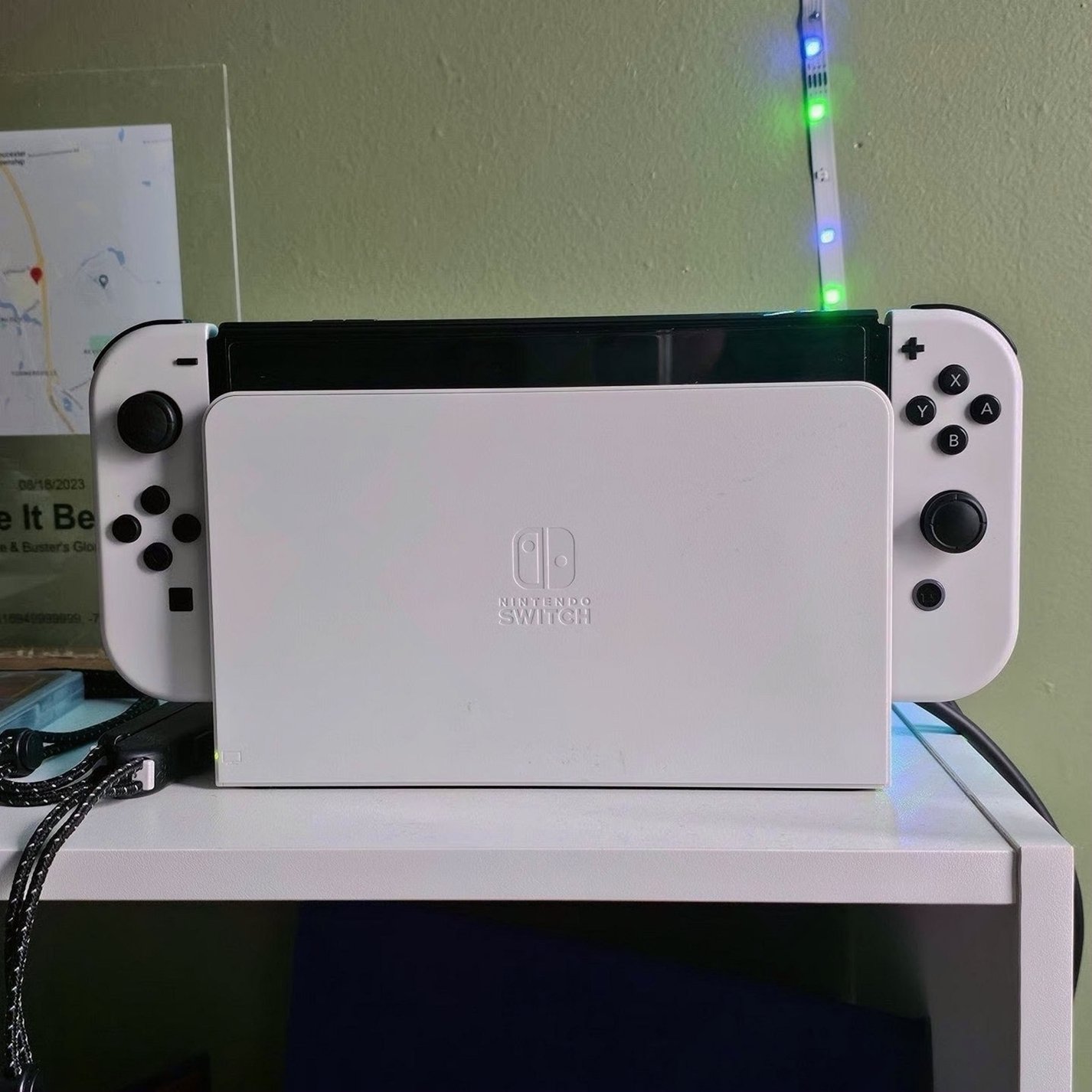 Nintendo Switch OLED Bundle 7R83 - Used image 3