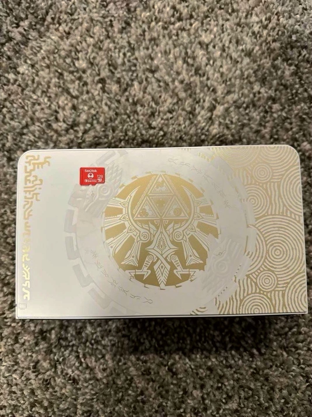 Nintendo Switch OLED Legend of Zelda Tears of the Kingdom Special Edition 128GB White Used image 2