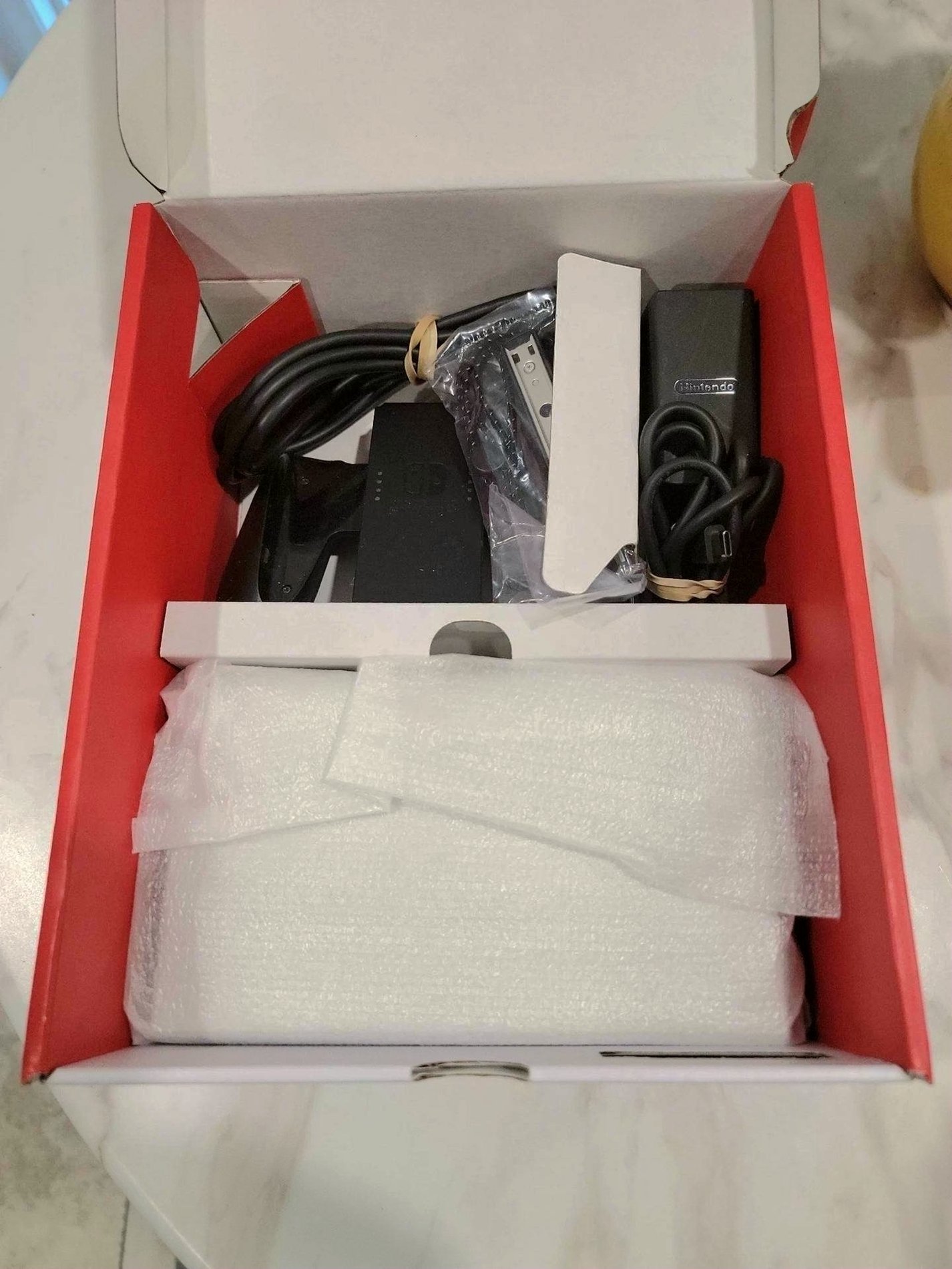 Nintendo Switch OLED Console 8B19 - Used image 3
