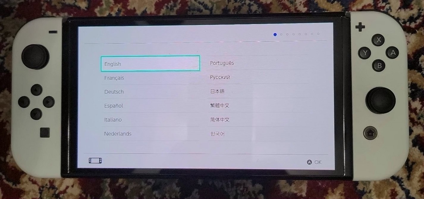 Nintendo Switch OLED Console 8B19 - Used image 5
