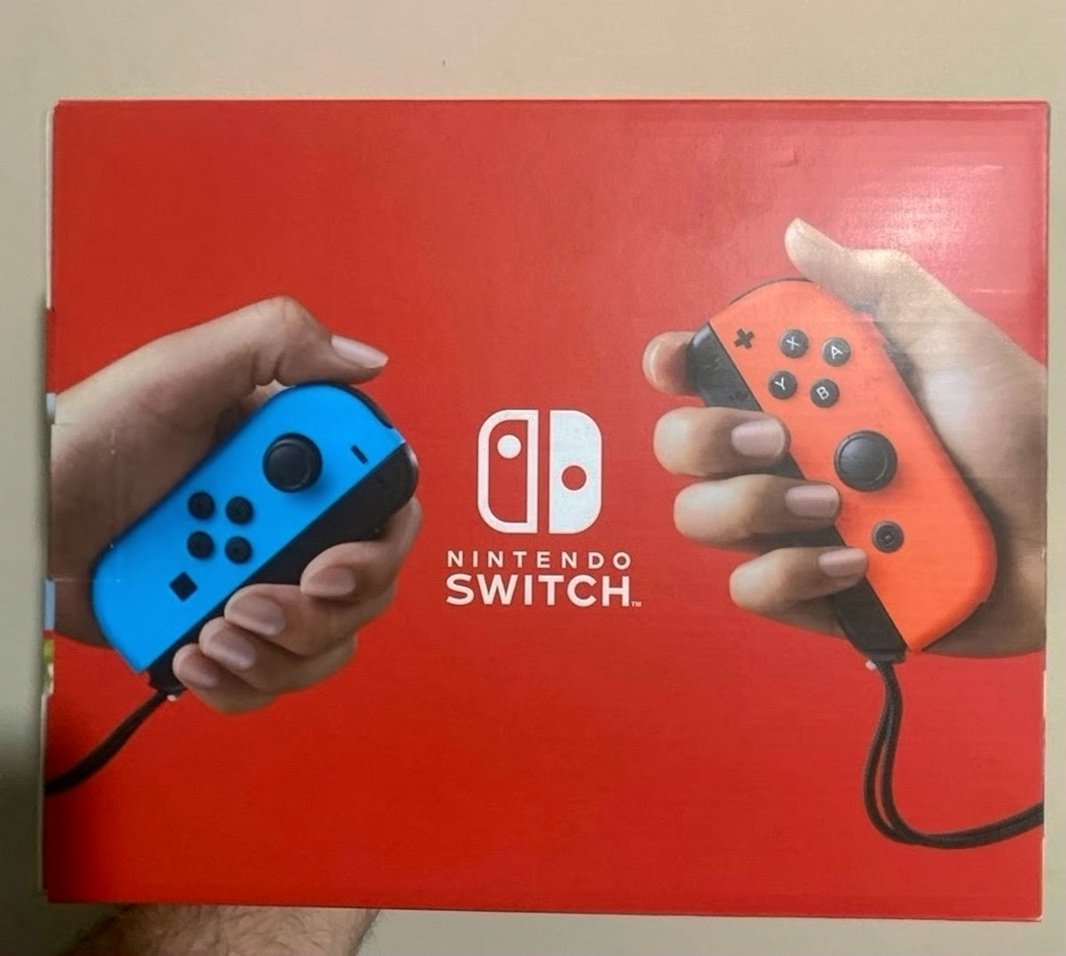 Nintendo Switch V2 32GB Gaming Console OLED - Used