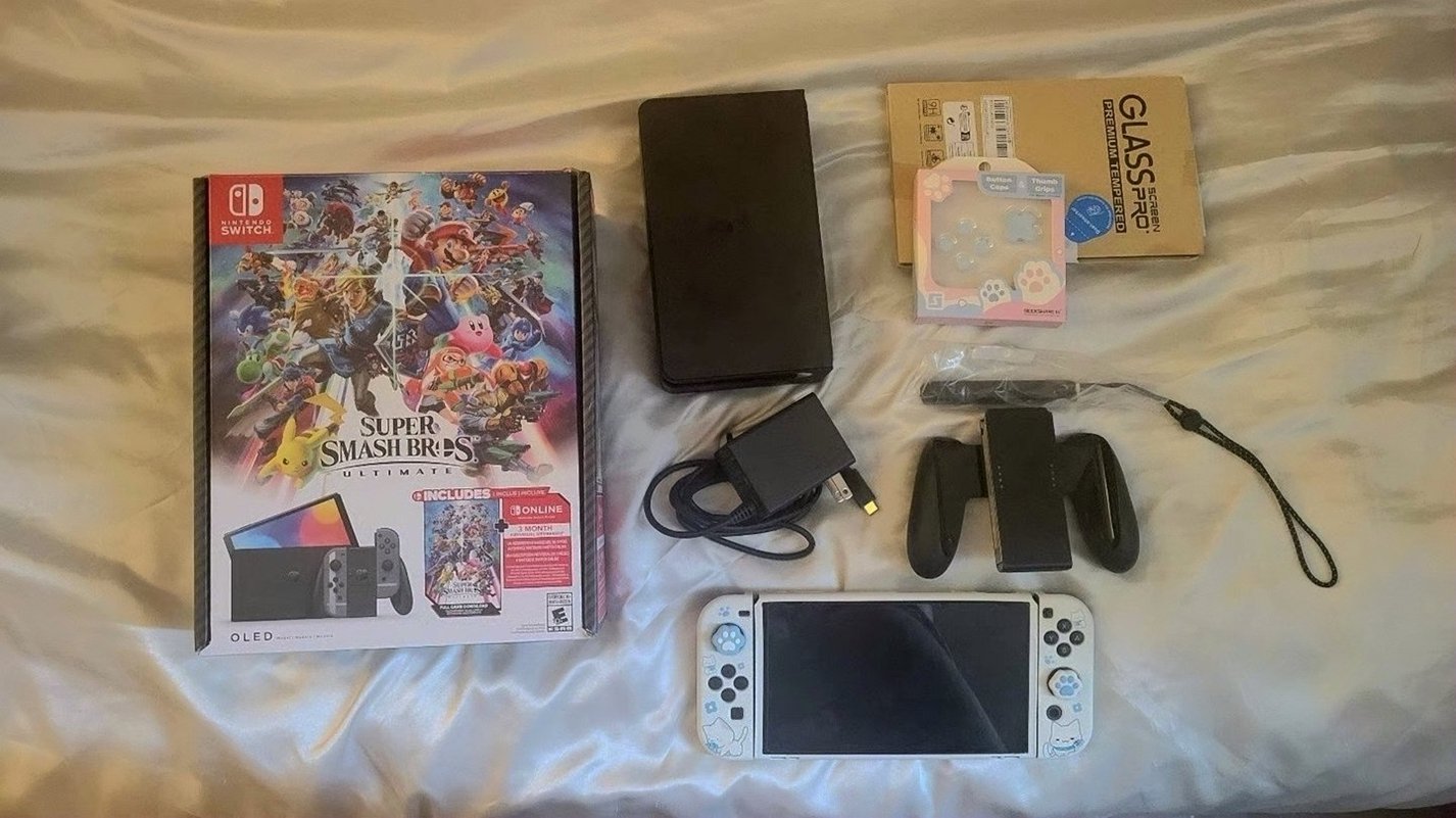 Nintendo Switch OLED Super Smash Model 1W83 Black - Used