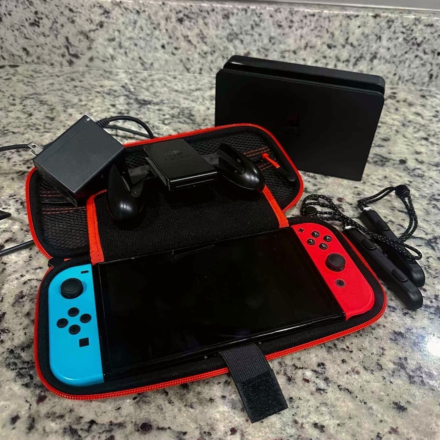 Nintendo Switch OLED 7T87 White - Used image 2