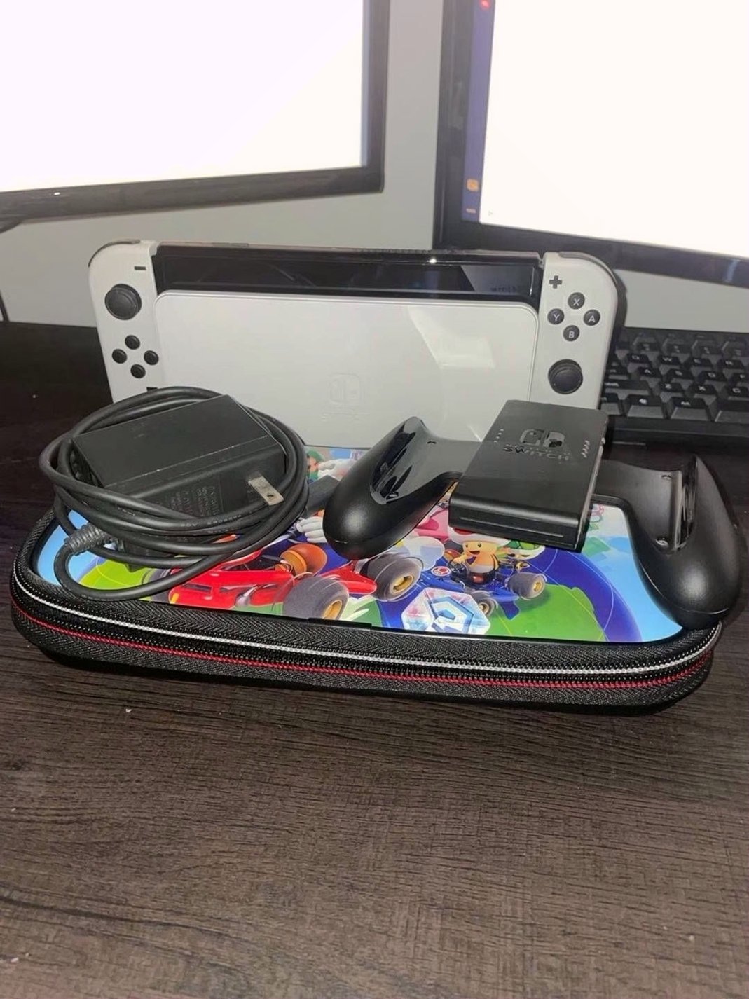 Nintendo Switch OLED Model Complete Set with Mario Kart Case - Used