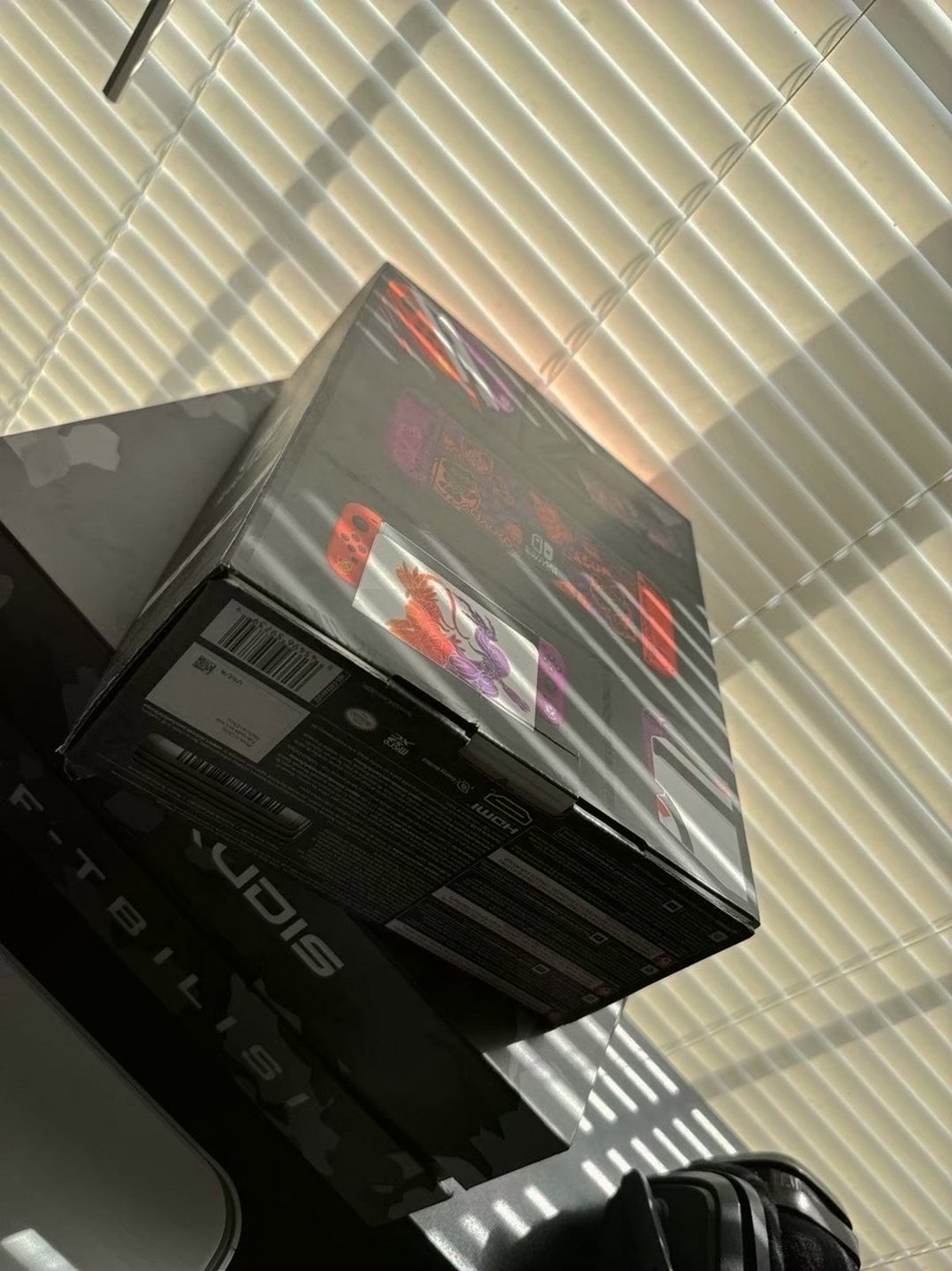 Nintendo Pokémon Scarlet and Violet Switch OLED - Used image 3