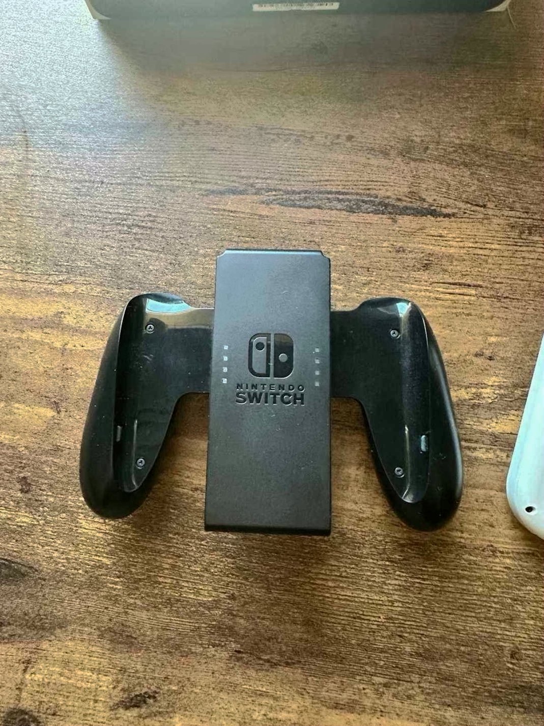 Nintendo Switch OLED Model 7F36 Unlocked - Used image 4