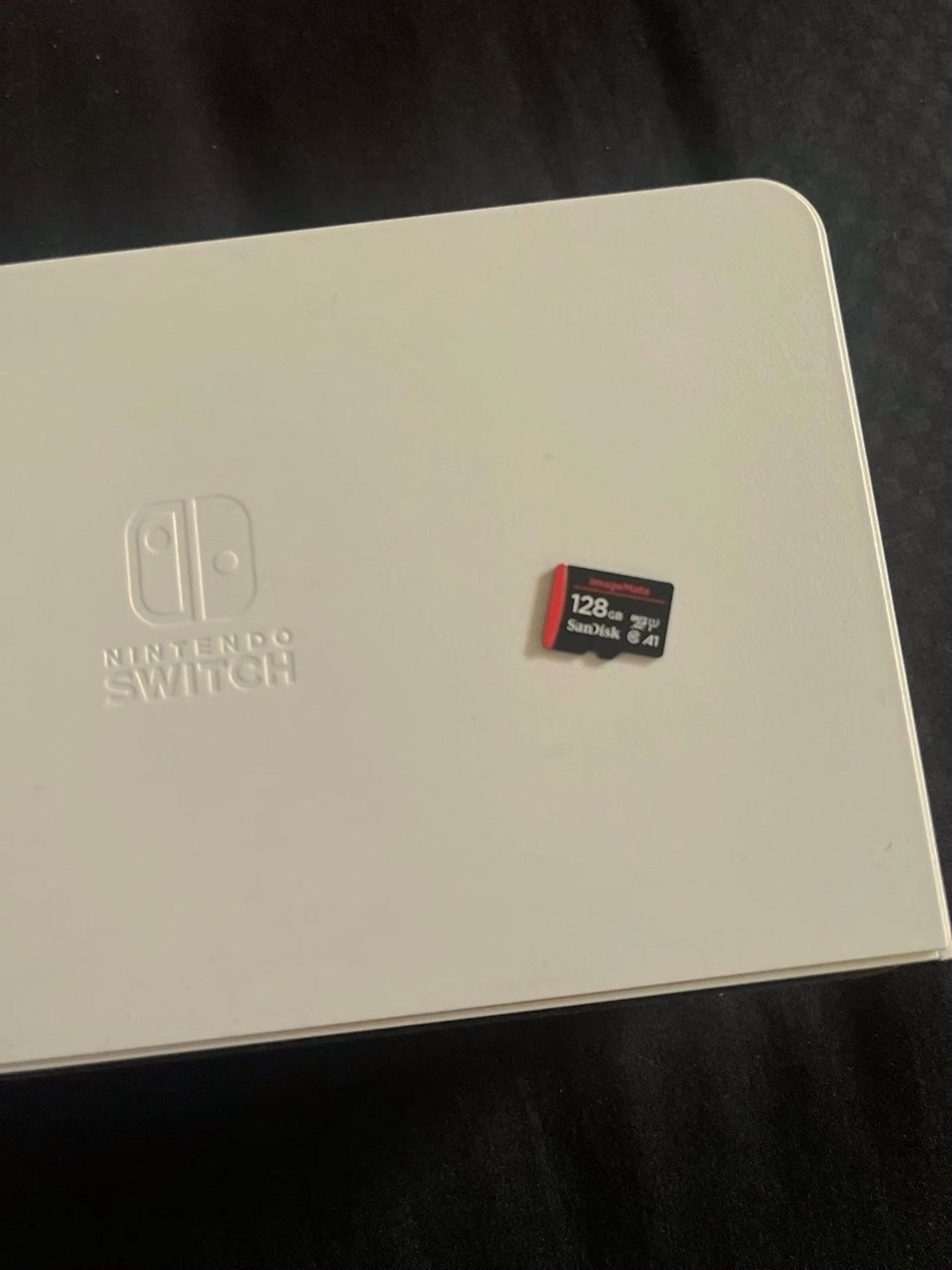 Nintendo Switch OLED Bundle 2A87 128GB Used image 5