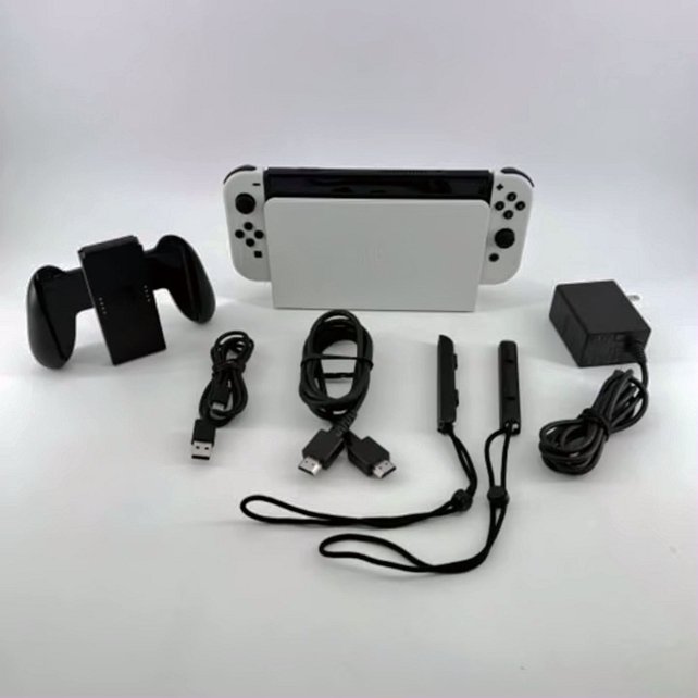 Nintendo Switch OLED Gamers Bundle 64GB White Used image 3