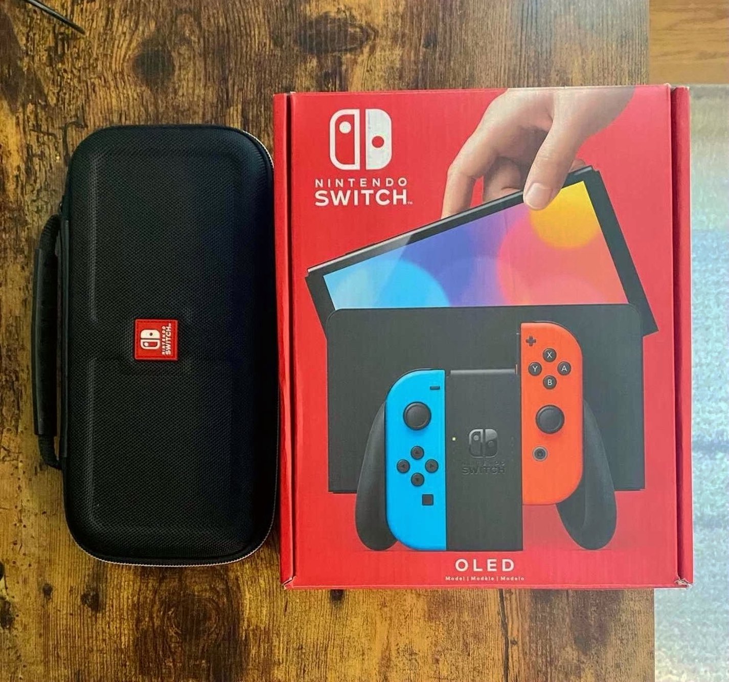 Nintendo Switch OLED 2Q76 - Used