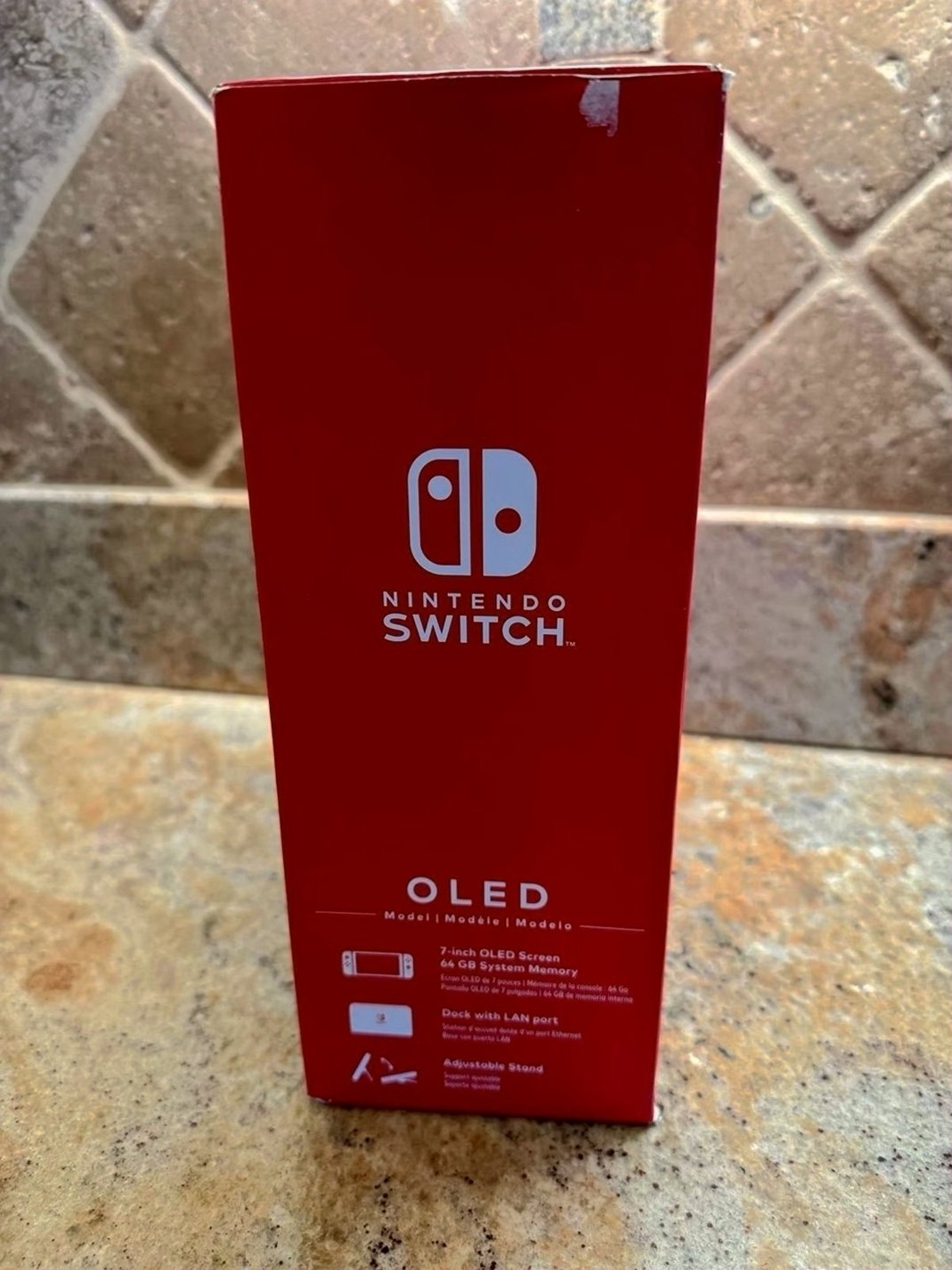 Nintendo Switch OLED 64GB White - Used image 3