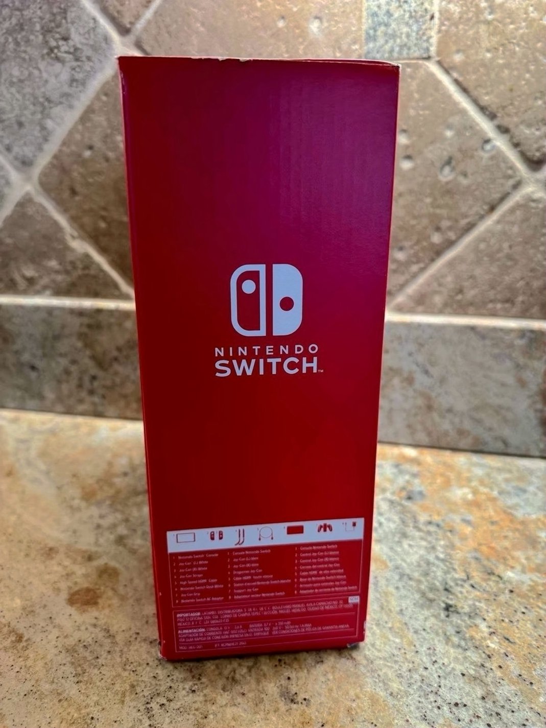 Nintendo Switch OLED 64GB White - Used image 4