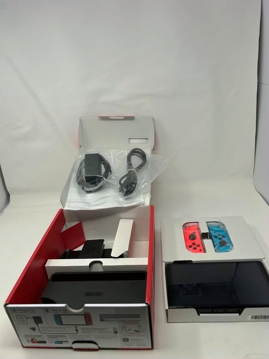 Nintendo Switch OLED Special 7G12 Used image 2