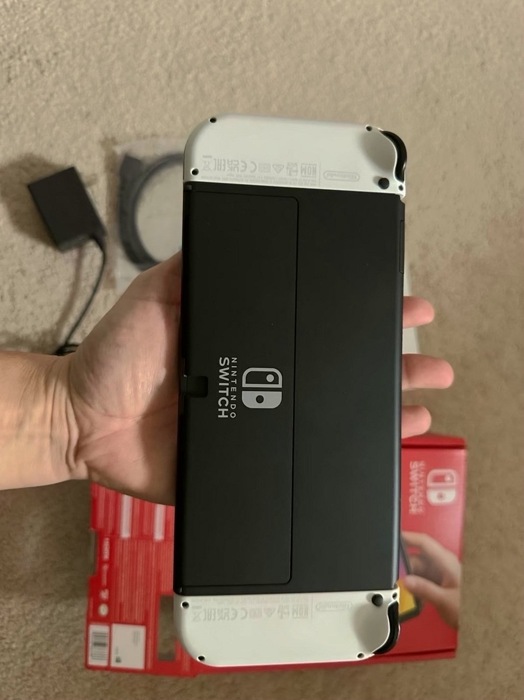 Nintendo Switch OLED 8D58 Used - Unlocked image 3