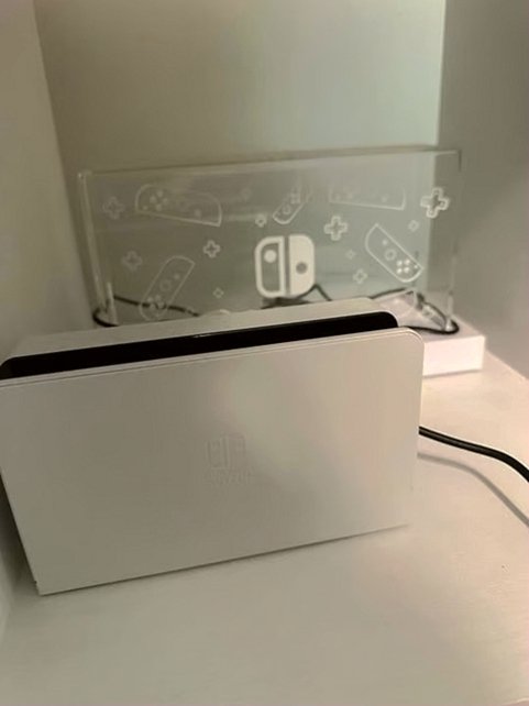 Nintendo Switch OLED 3J67 - Used image 3