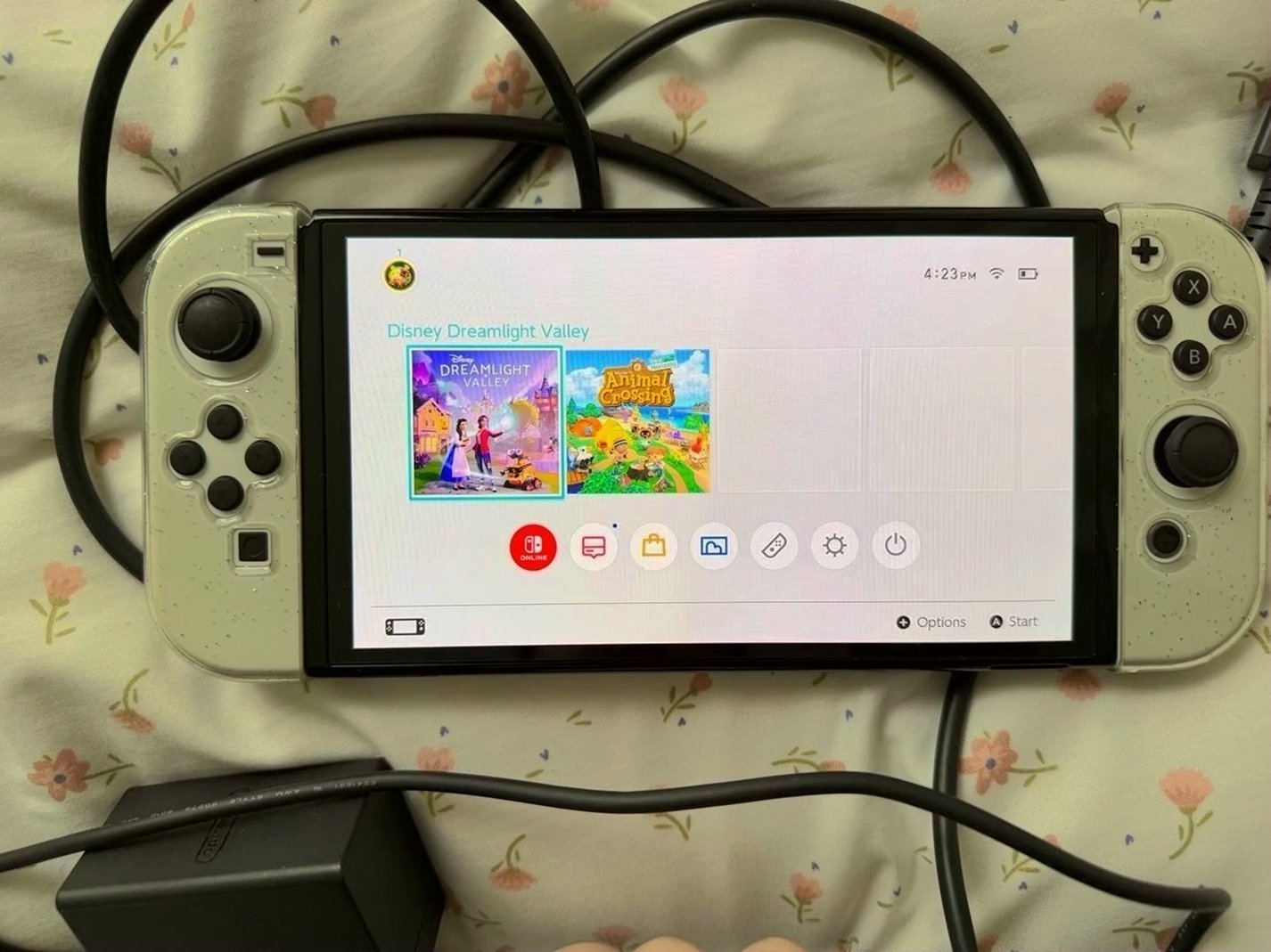 Nintendo OLED Switch 2O95 White - Used