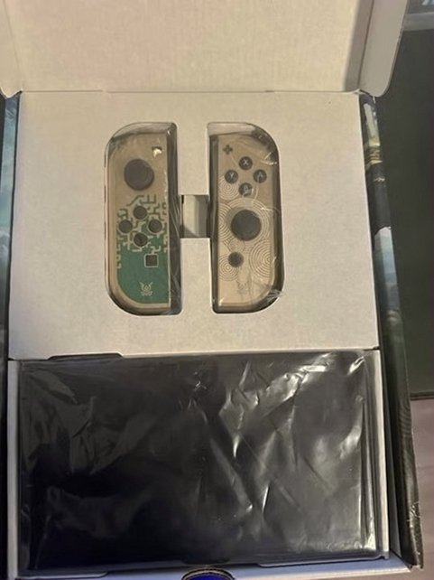 Nintendo Switch OLED Model The Legend of Zelda Tears of the Kingdom Edition - Used image 2
