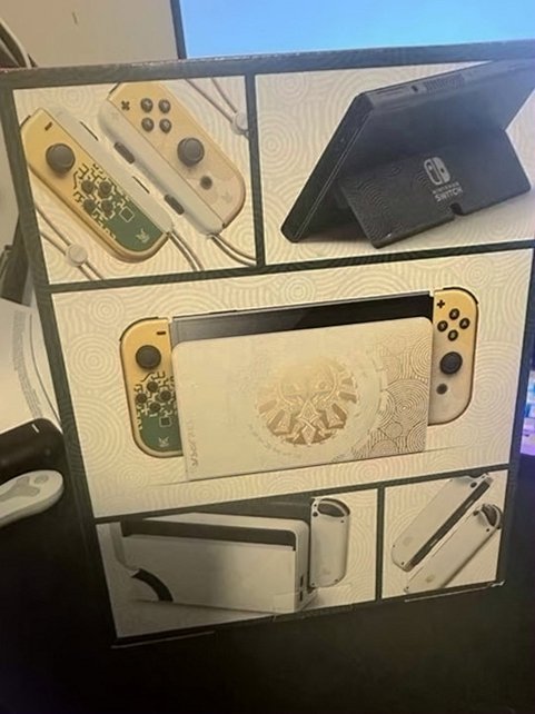 Nintendo Switch OLED Model The Legend of Zelda Tears of the Kingdom Edition - Used image 4