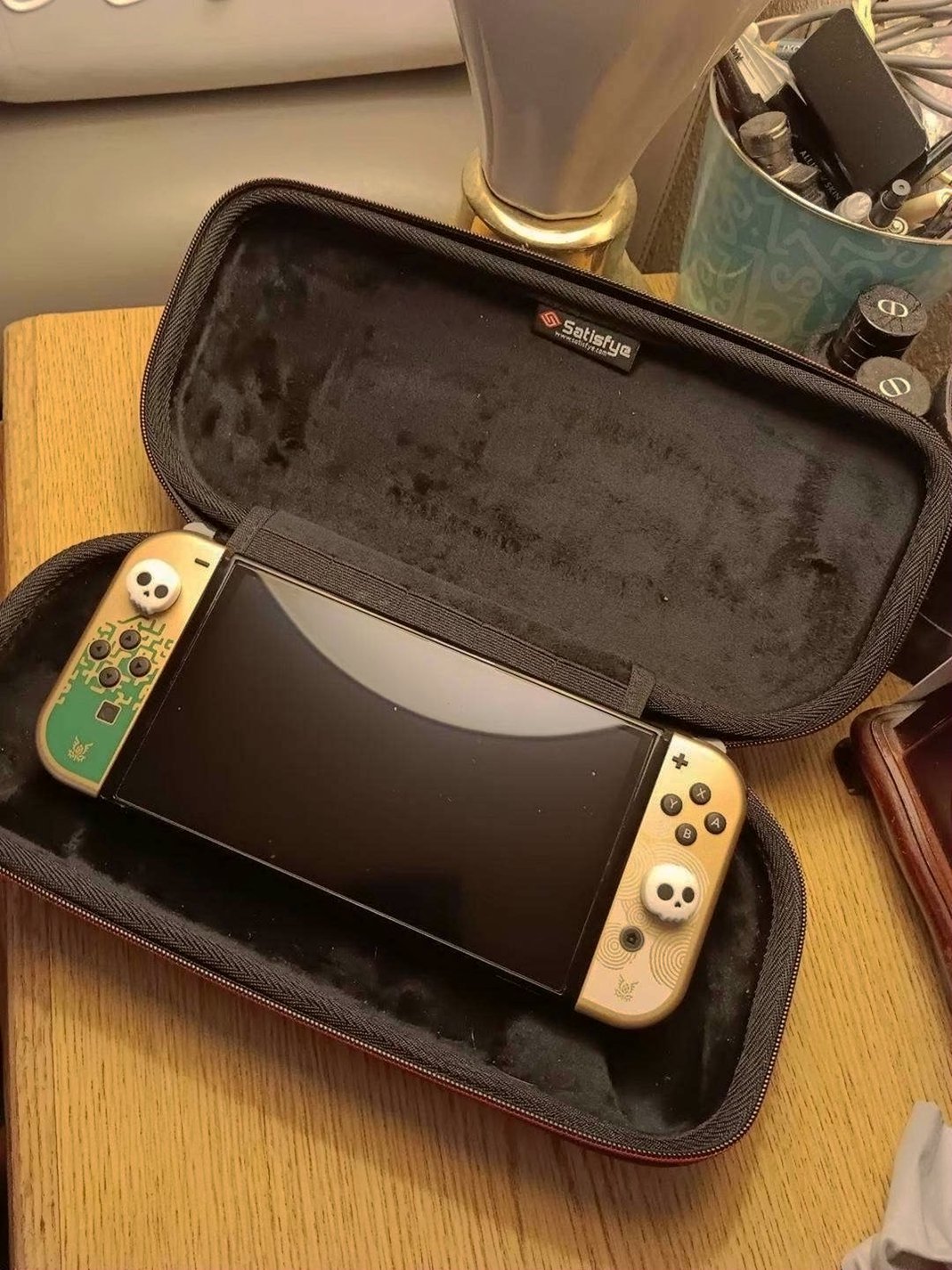 Nintendo Switch OLED Zelda Tears of The Kingdom Special Edition Used