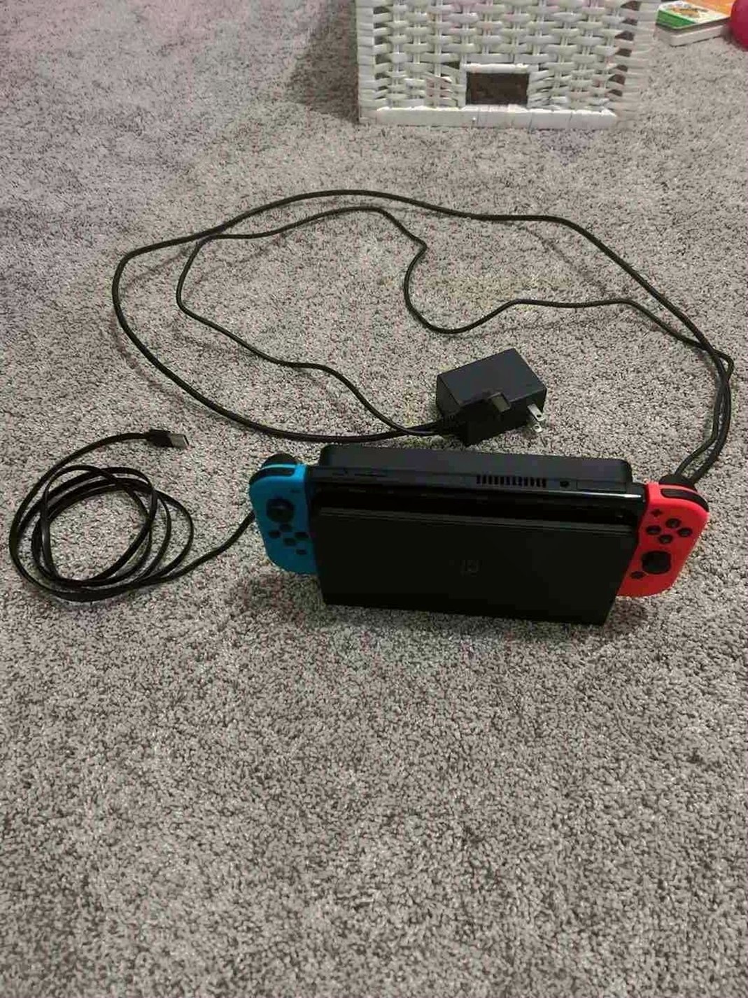 Nintendo Switch OLED 64GB + 256GB SD Card with Games Controllers - Used image 2
