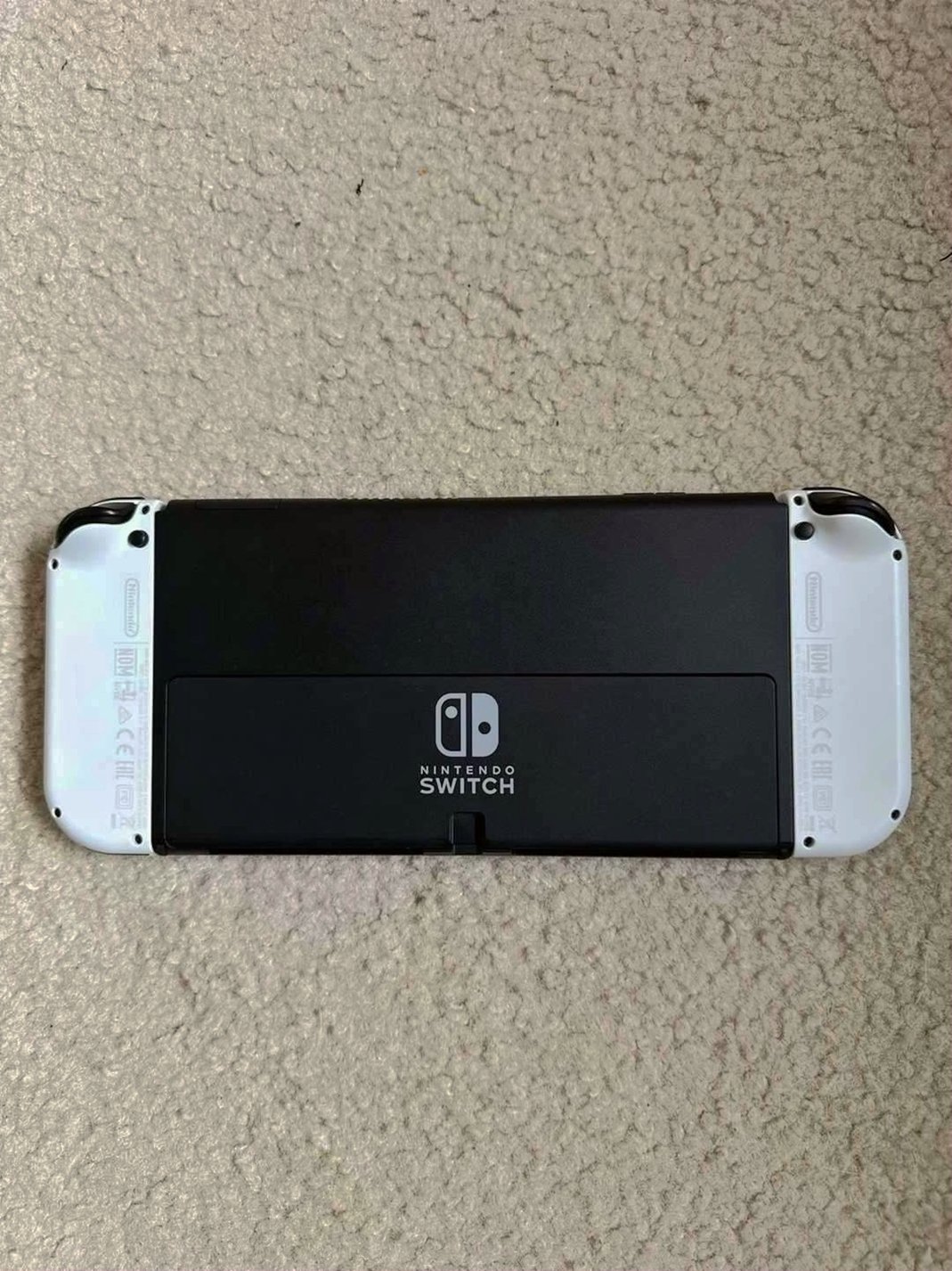 Nintendo Switch OLED Model 64GB White Unlocked - Used image 2