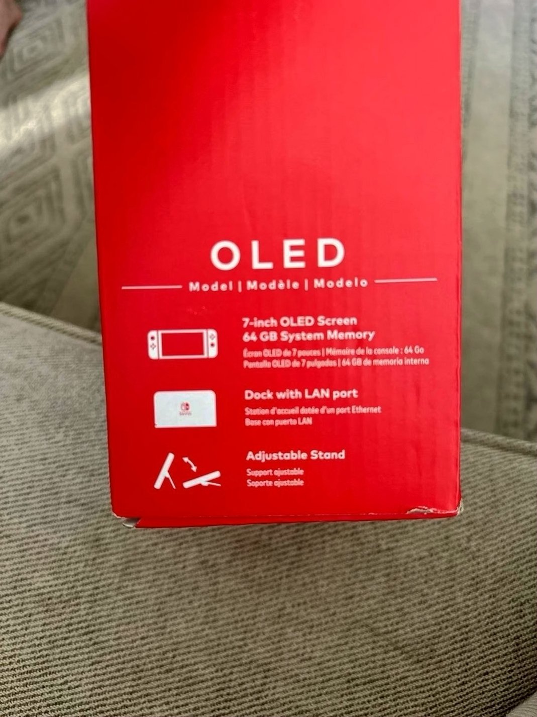 Nintendo Switch OLED 64GB White Unlocked - Used image 4