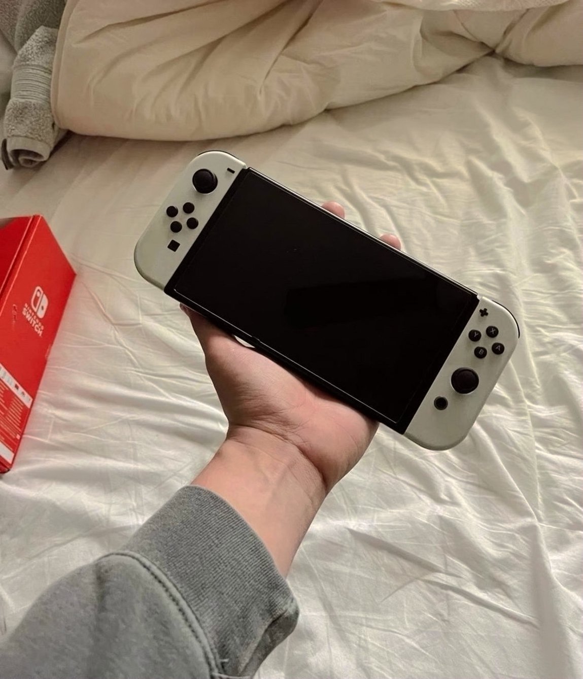 Nintendo Switch OLED White Unlocked - Used