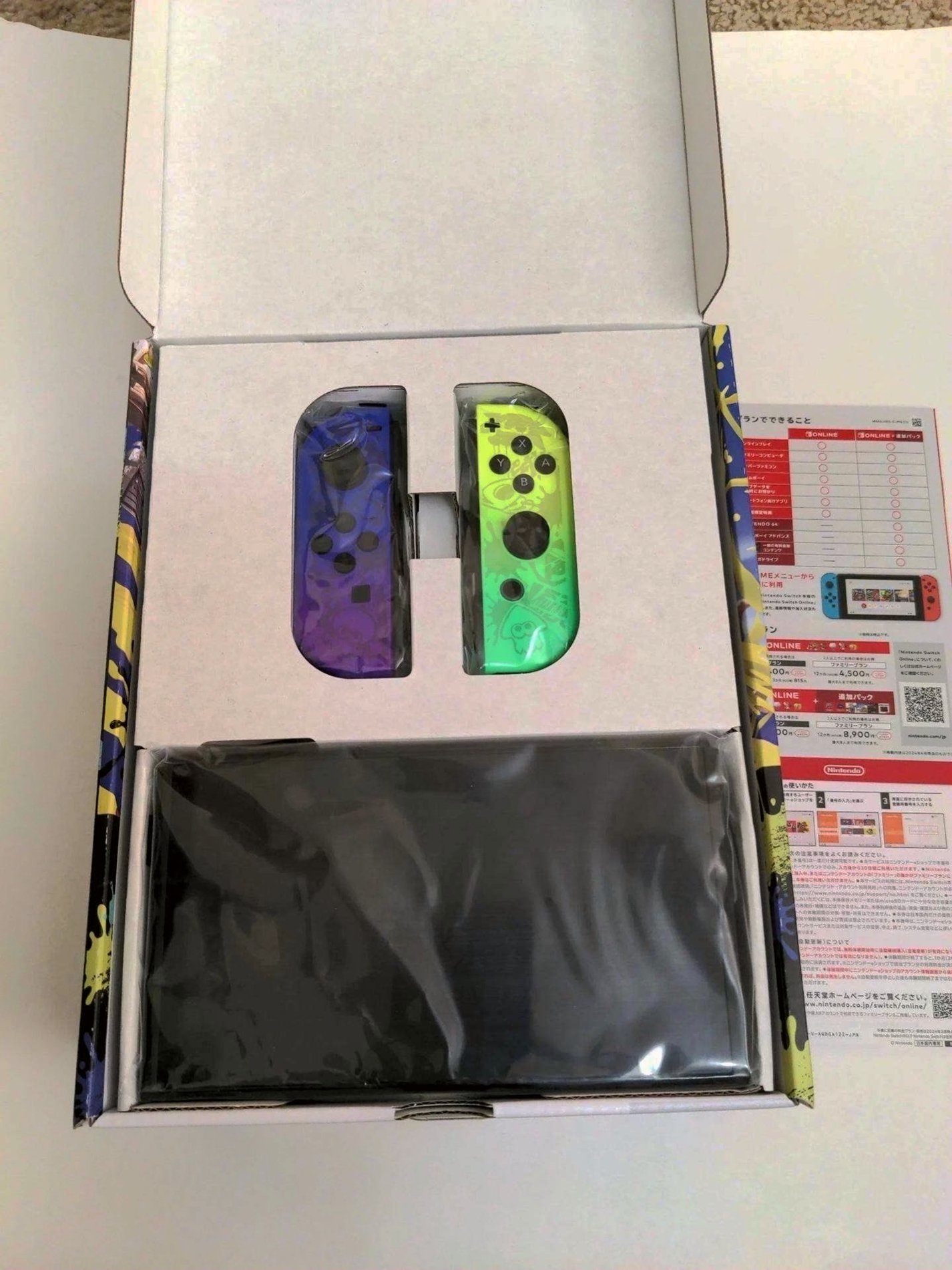 Nintendo Switch OLED Splatoon Version 1G87 Unlocked - Used image 3