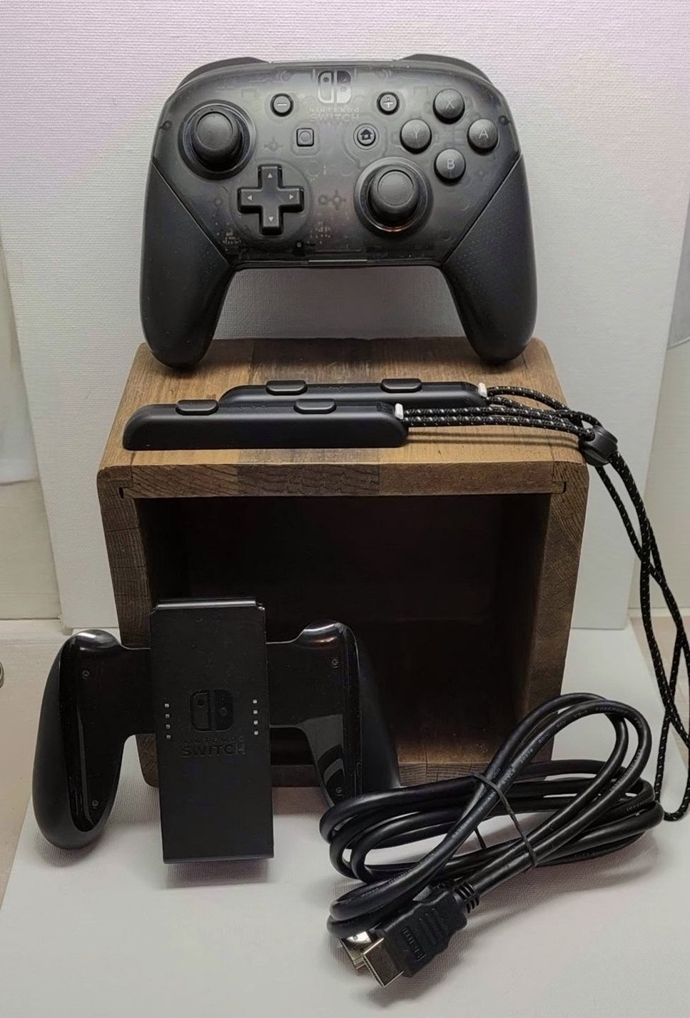 Nintendo Switch OLED 7J77 64GB Galaxy Print Used image 2
