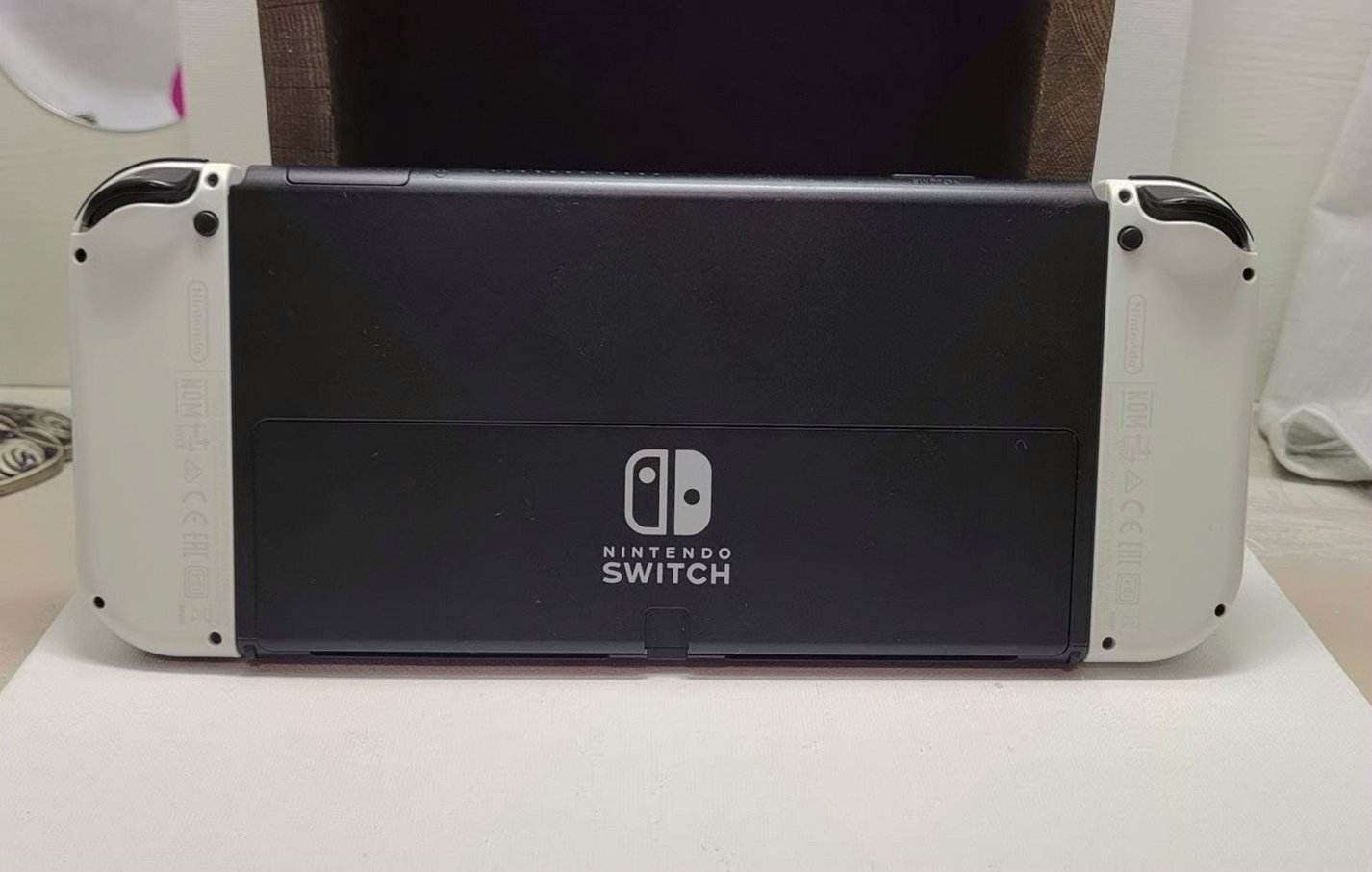 Nintendo Switch OLED 7J77 64GB Galaxy Print Used image 5