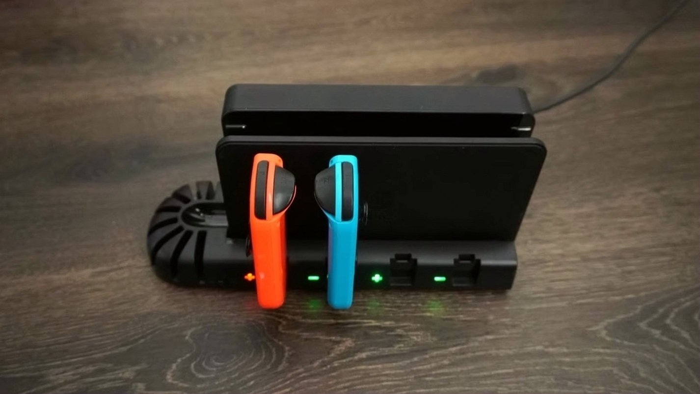 Nintendo Switch OLED Bundle 2N38 - Used image 4