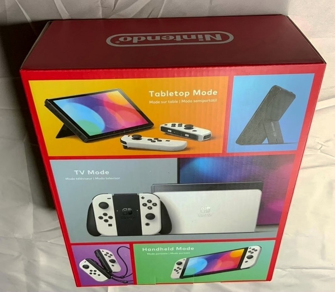 Nintendo Switch OLED White 7J28 Unlocked - Used image 3