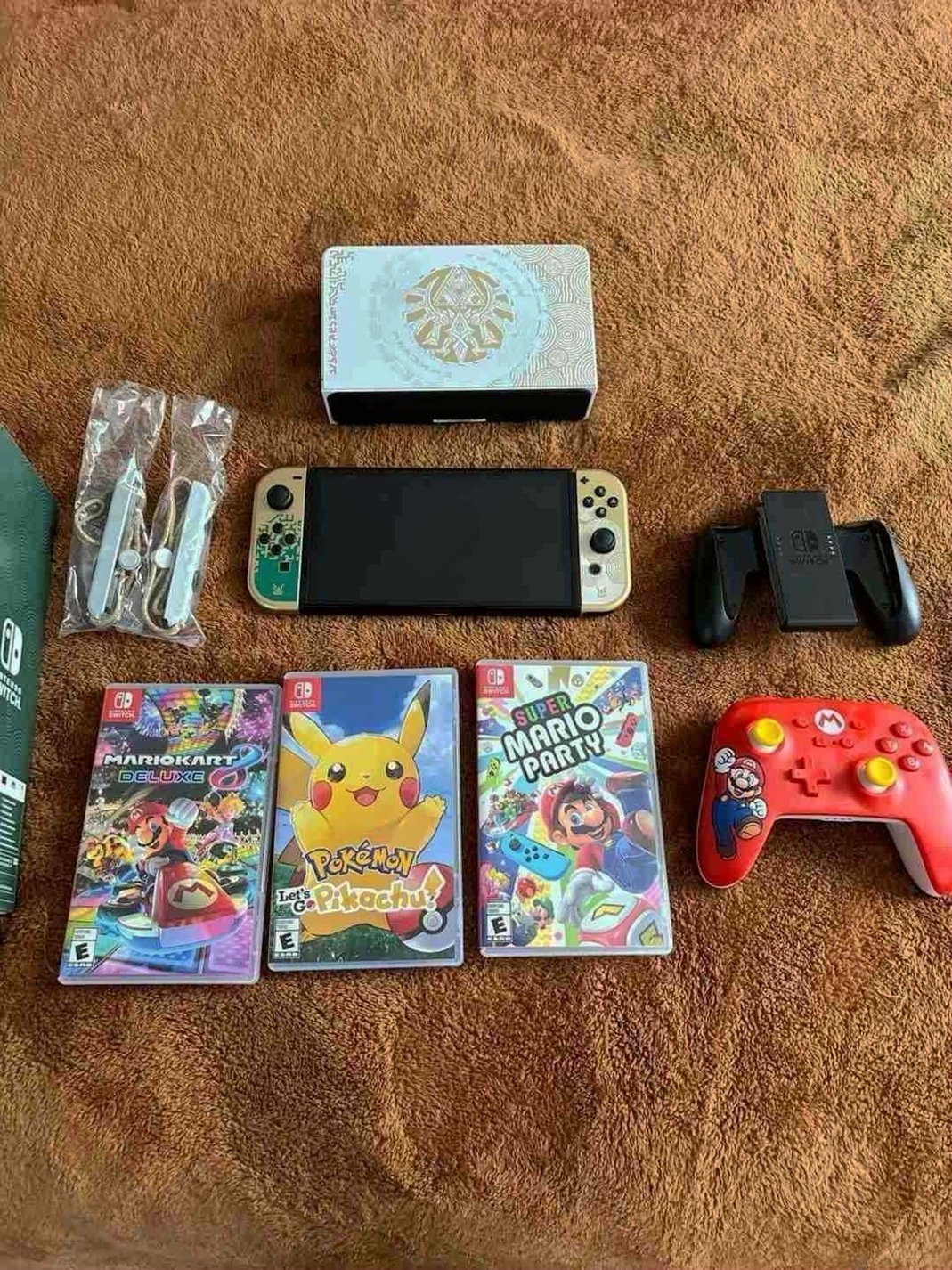Nintendo Switch OLED Zelda Edition - Used