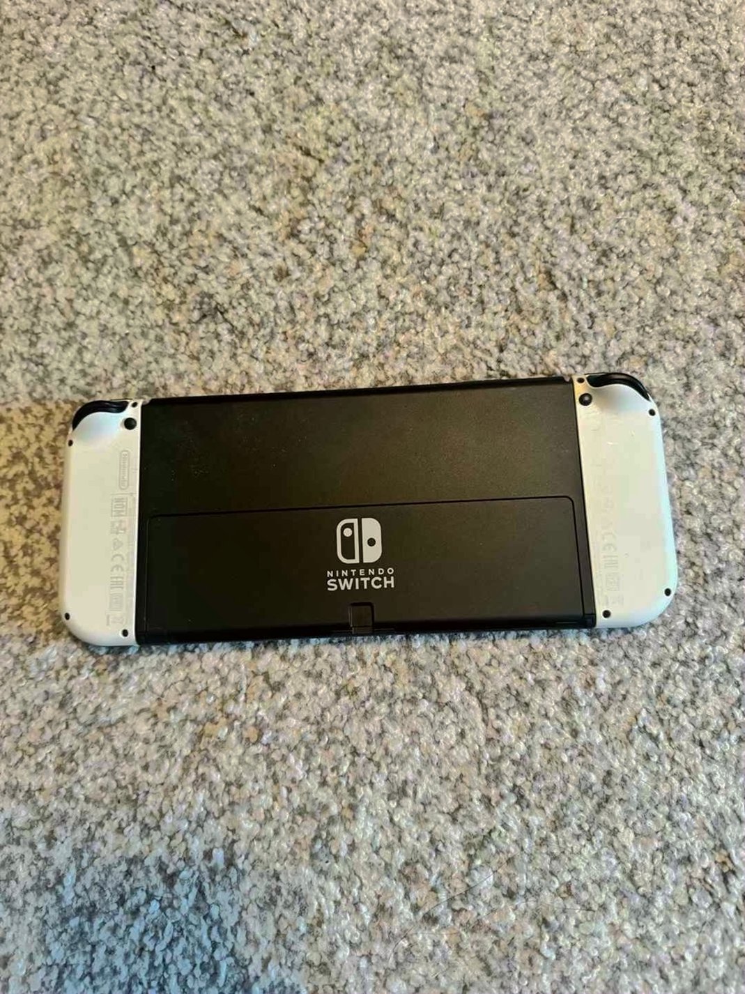 Nintendo Switch OLED White - Used image 4