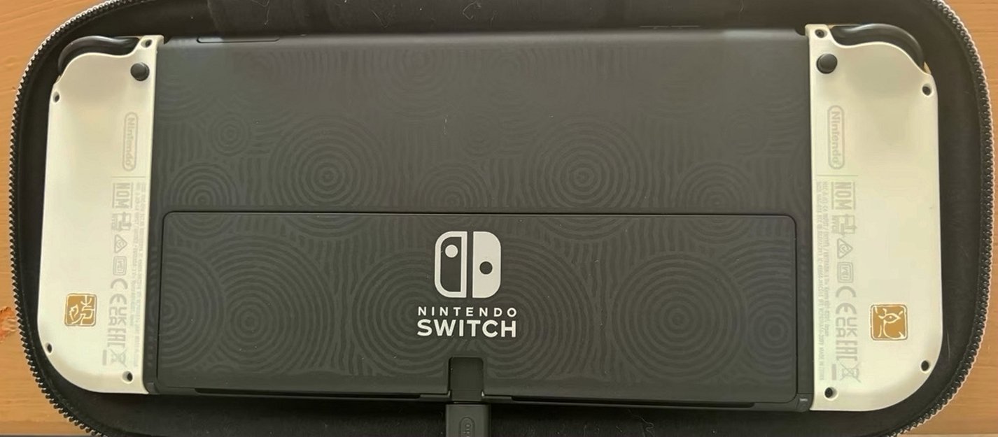 Nintendo Switch OLED Zelda TOTK Edition 2E52 - Used image 4