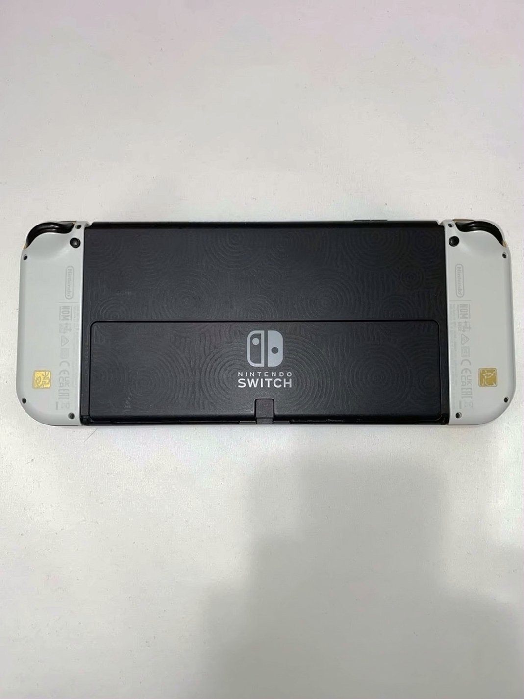 Nintendo Switch OLED 9D97 Tears of the Kingdom Edition - Used image 2