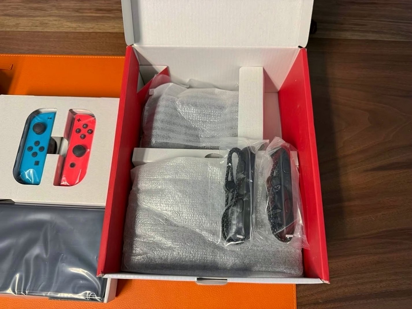 Nintendo Switch OLED Bundle 6B68 - Used image 5