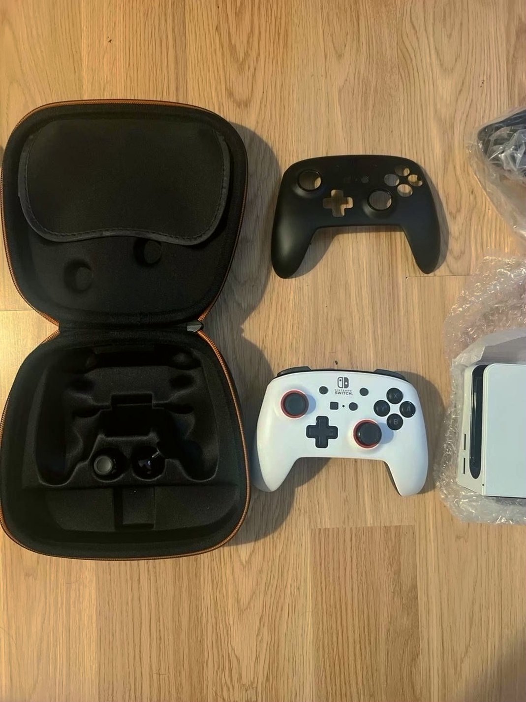 Nintendo Switch OLED 128GB Fusion Bluetooth Controller - Used image 2