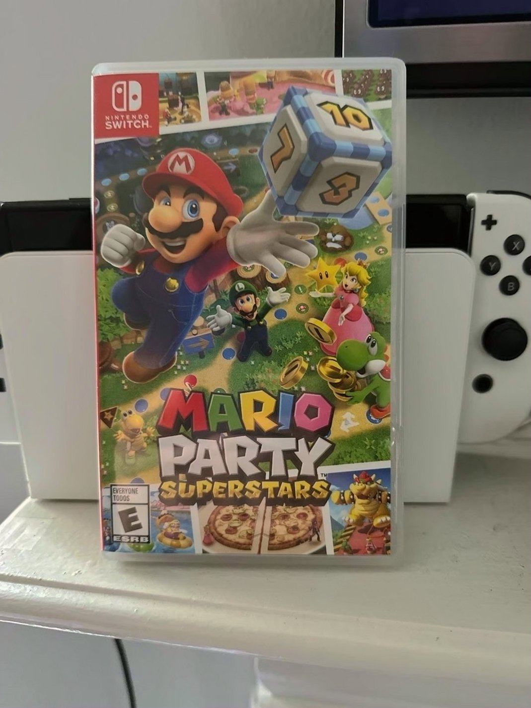 Nintendo Switch OLED 7J23 - Used image 4