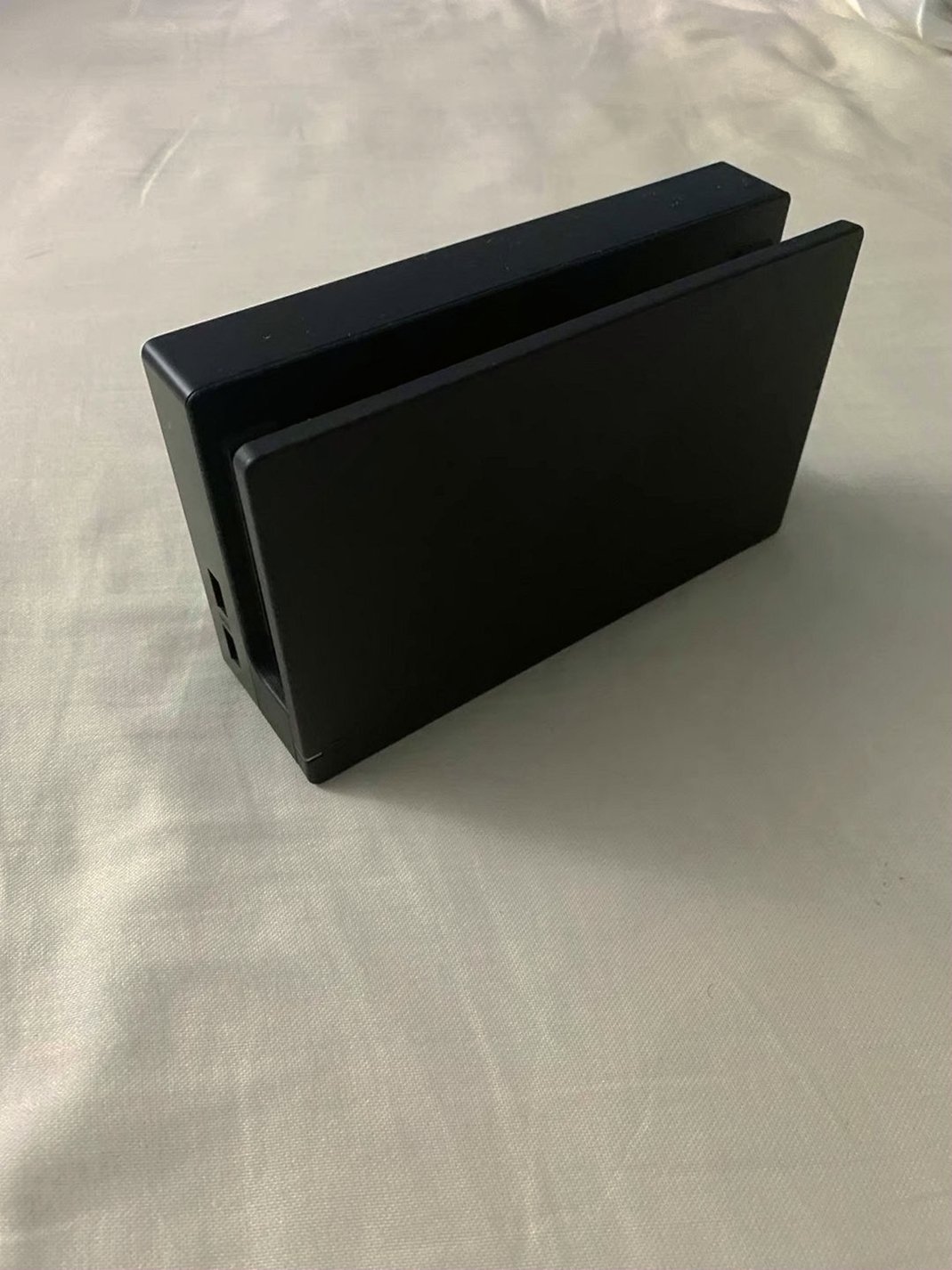 Nintendo Switch OLED Console Black Used image 4