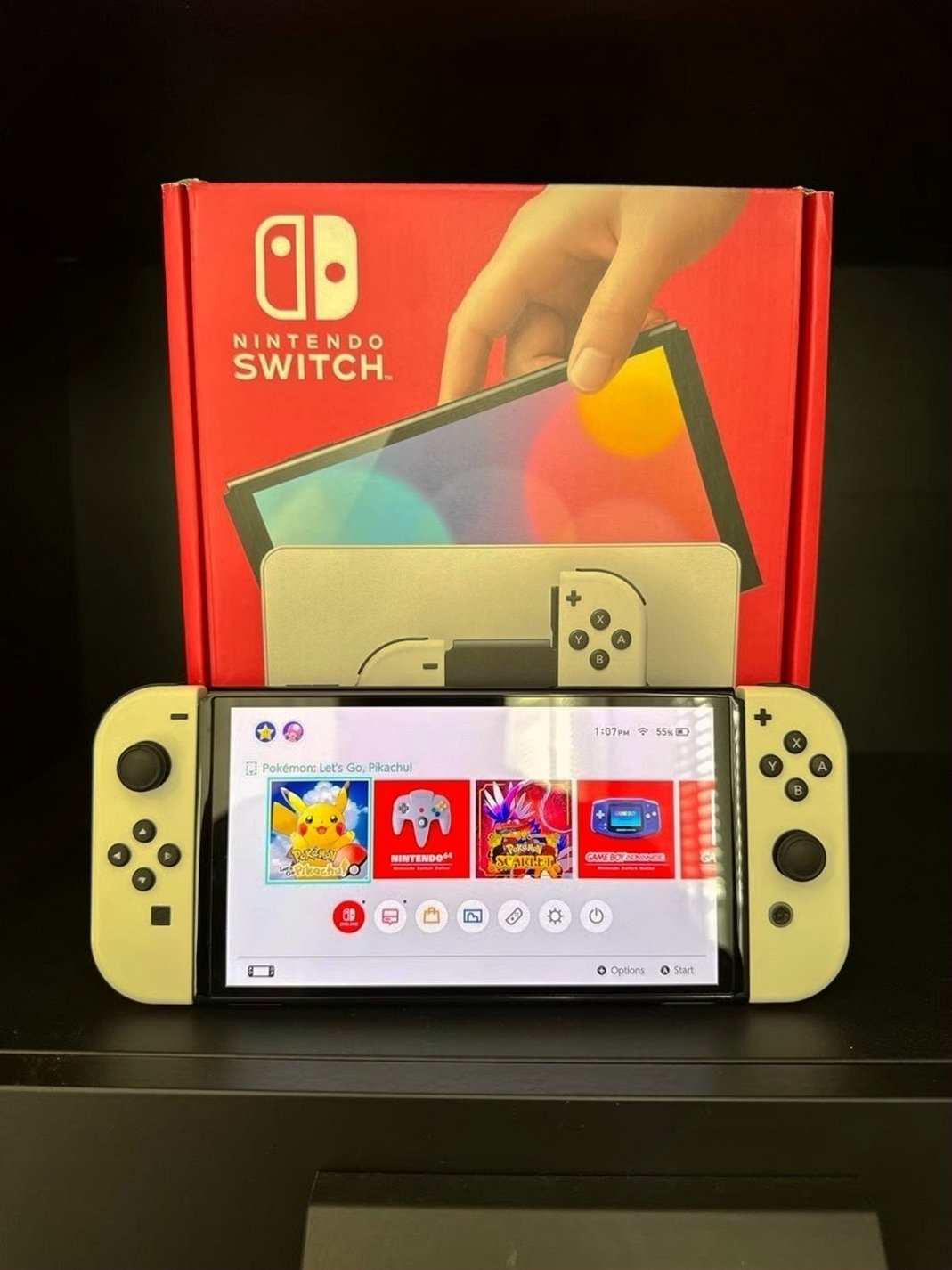 Nintendo Switch OLED 2Z98 Used image 2