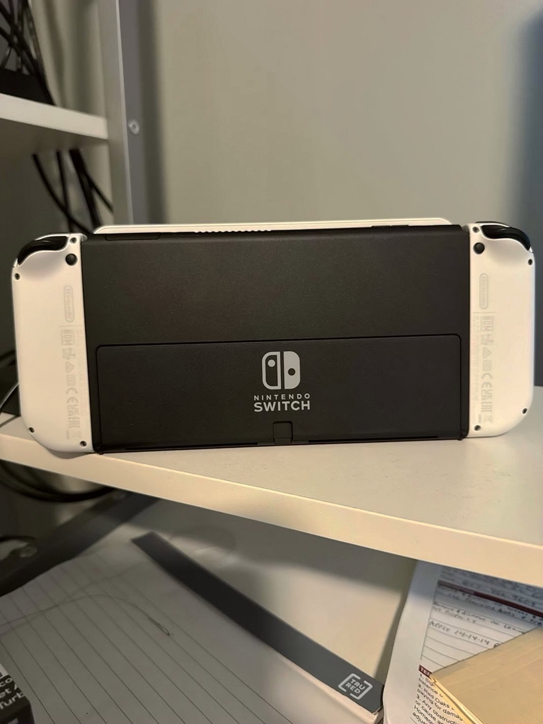 Nintendo Switch OLED 2Z98 Used image 5