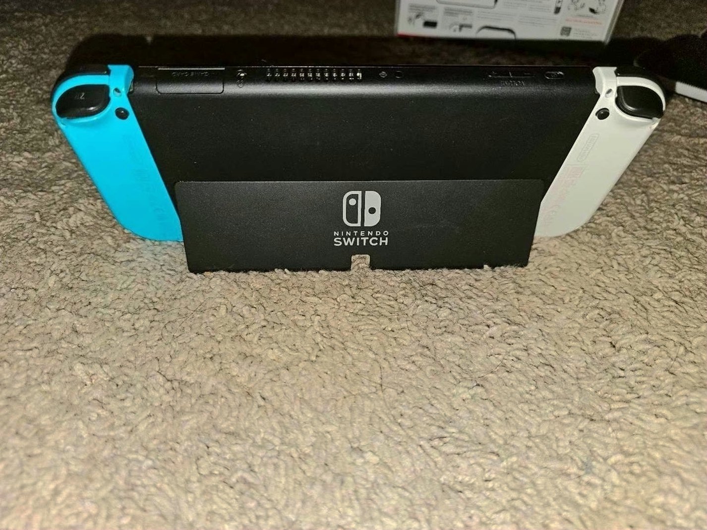 Nintendo Switch OLED 7H53 - Used image 5