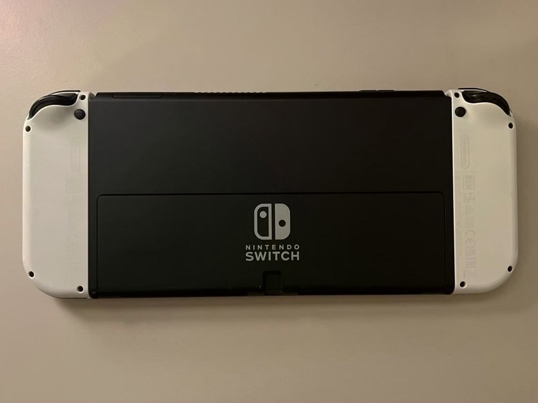 Nintendo Switch OLED Model Unlocked - Used image 4