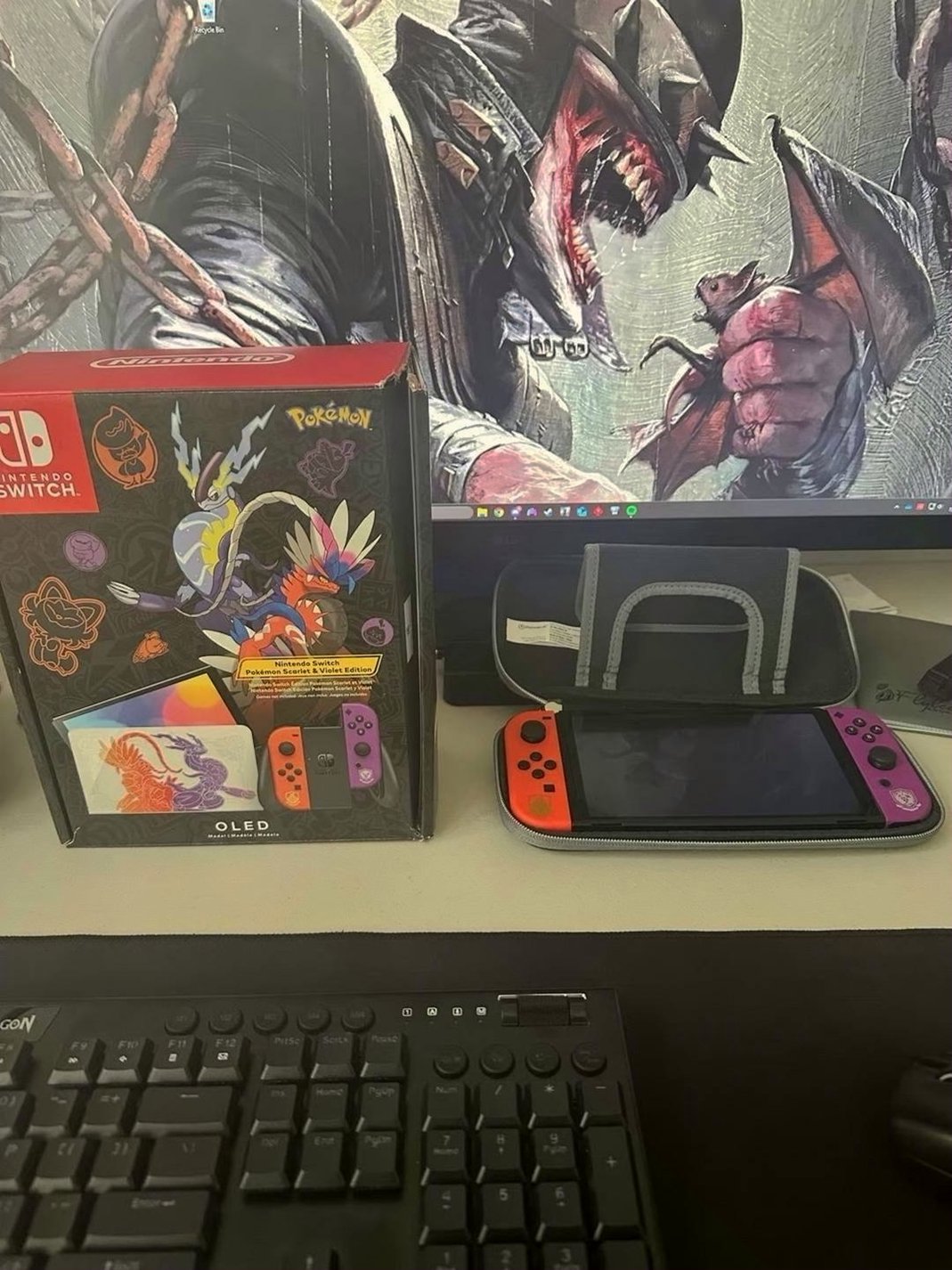 Nintendo Switch OLED Pokémon Scarlet and Violet - Used