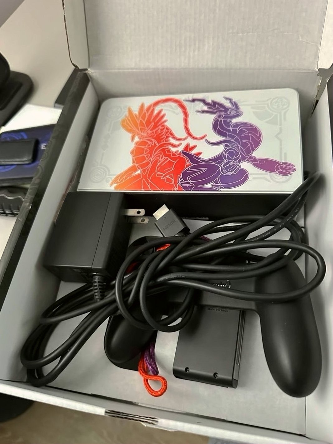 Nintendo Switch OLED Pokémon Scarlet and Violet - Used image 2