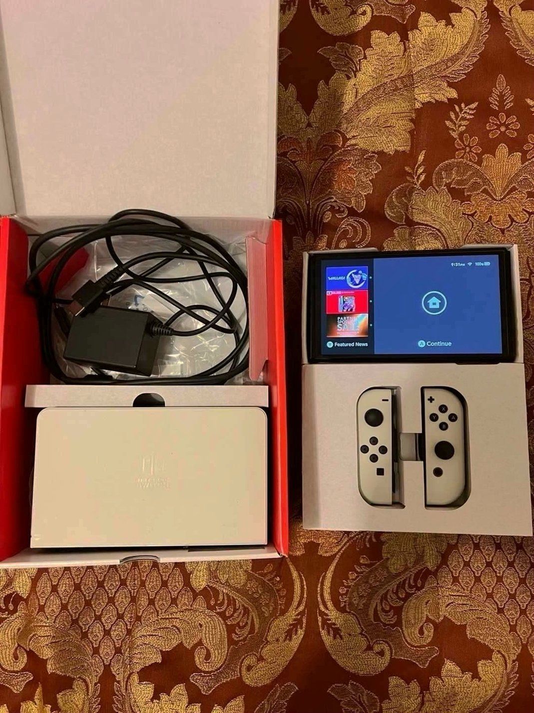 Nintendo Switch OLED 3Z28 Unlocked Used image 3
