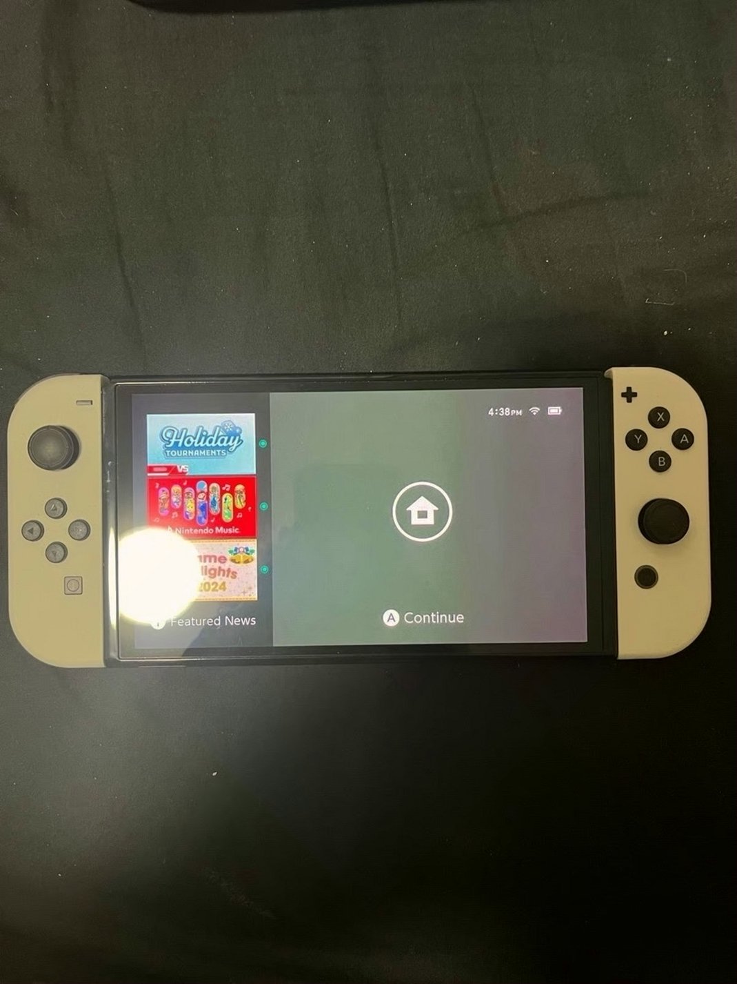 Nintendo Switch OLED Bundle 7S81 Used image 2