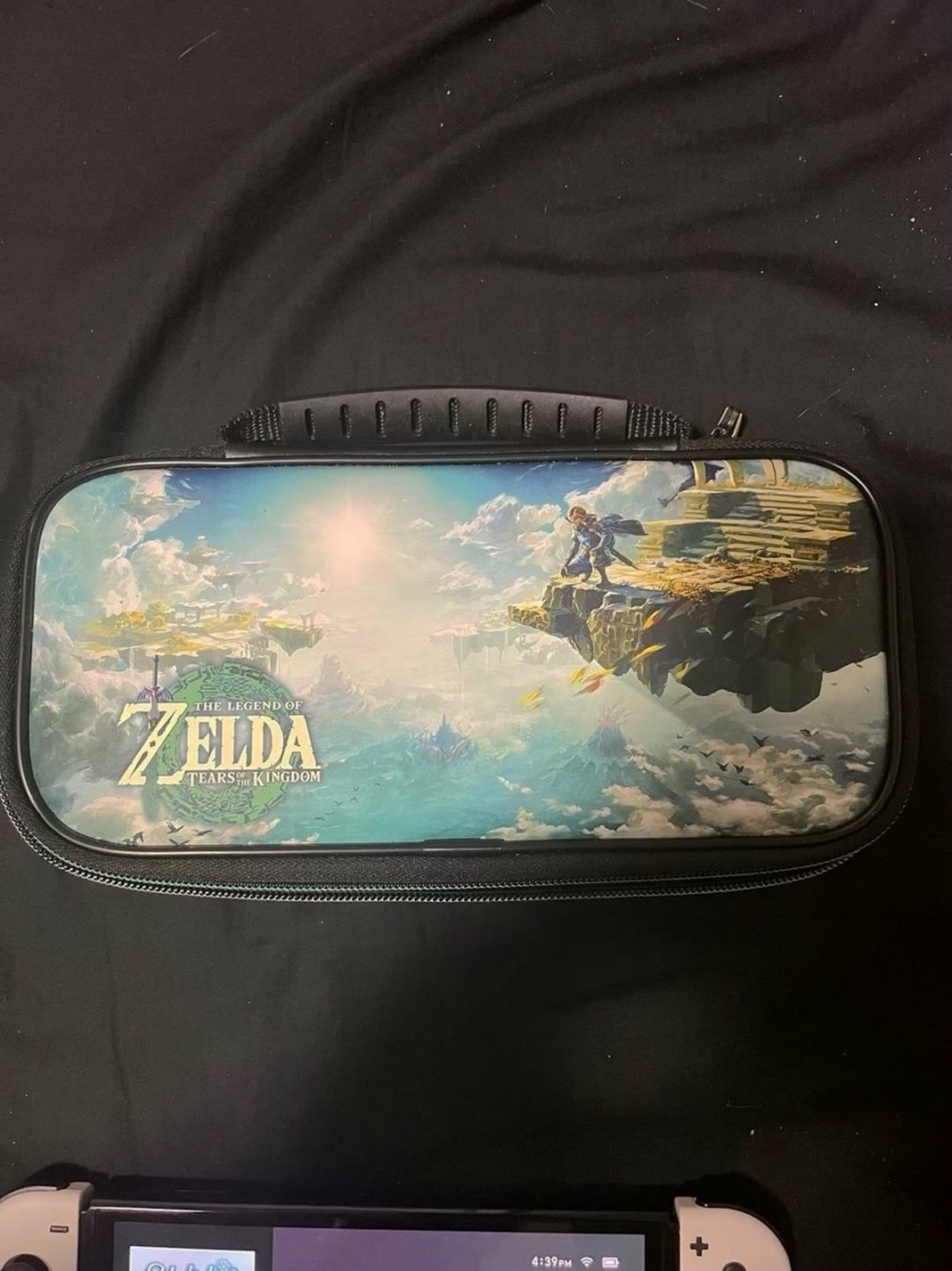 Nintendo Switch OLED Bundle 7S81 Used image 3
