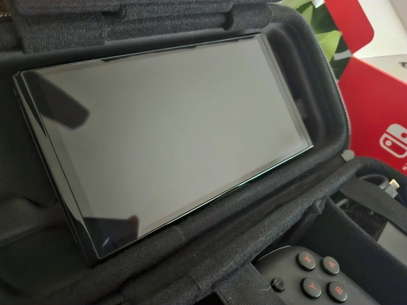 Nintendo Switch OLED New 5W11 - Used image 2